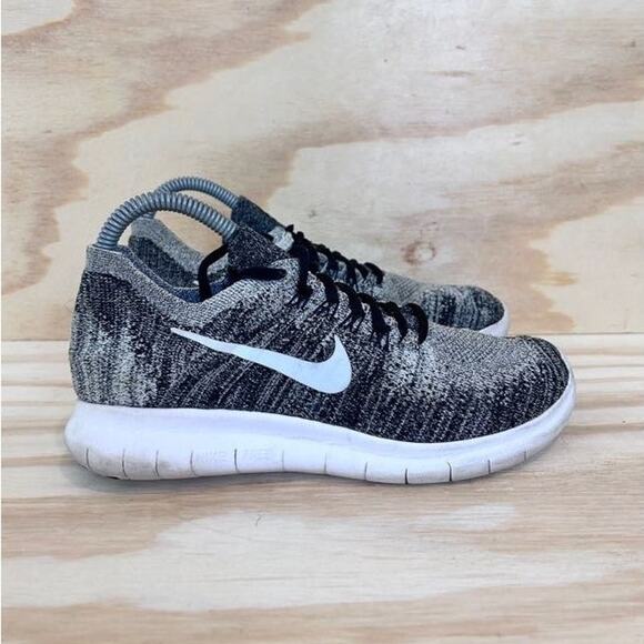 Nike - Free RN Flyknit - Running Shoes -Black/White - Women's - 7.5 - 880844-003 - Picture 1 of 9